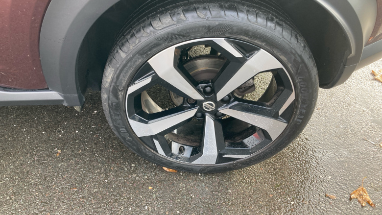 Nissan Juke 1.0 DiG-T 114 Tekna 5dr DCT Petrol Hatchback